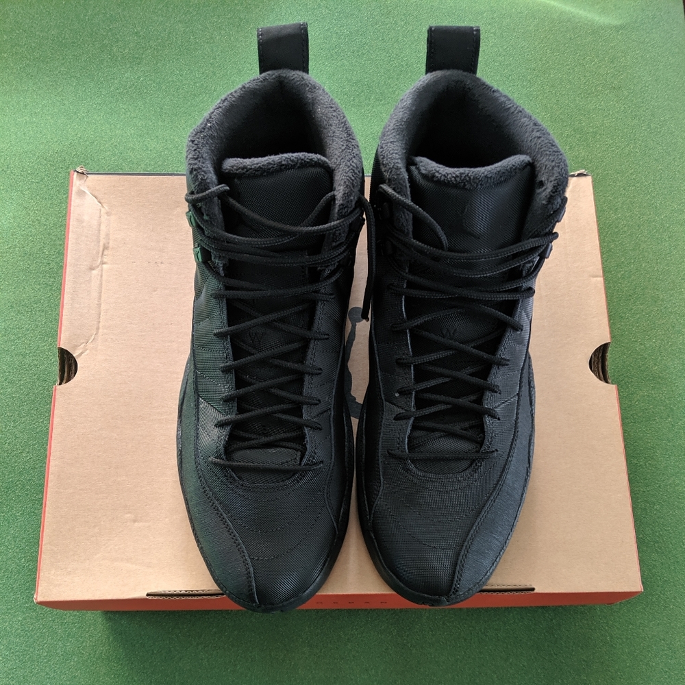 Nike Jordan Retro 12 Winter Size 12